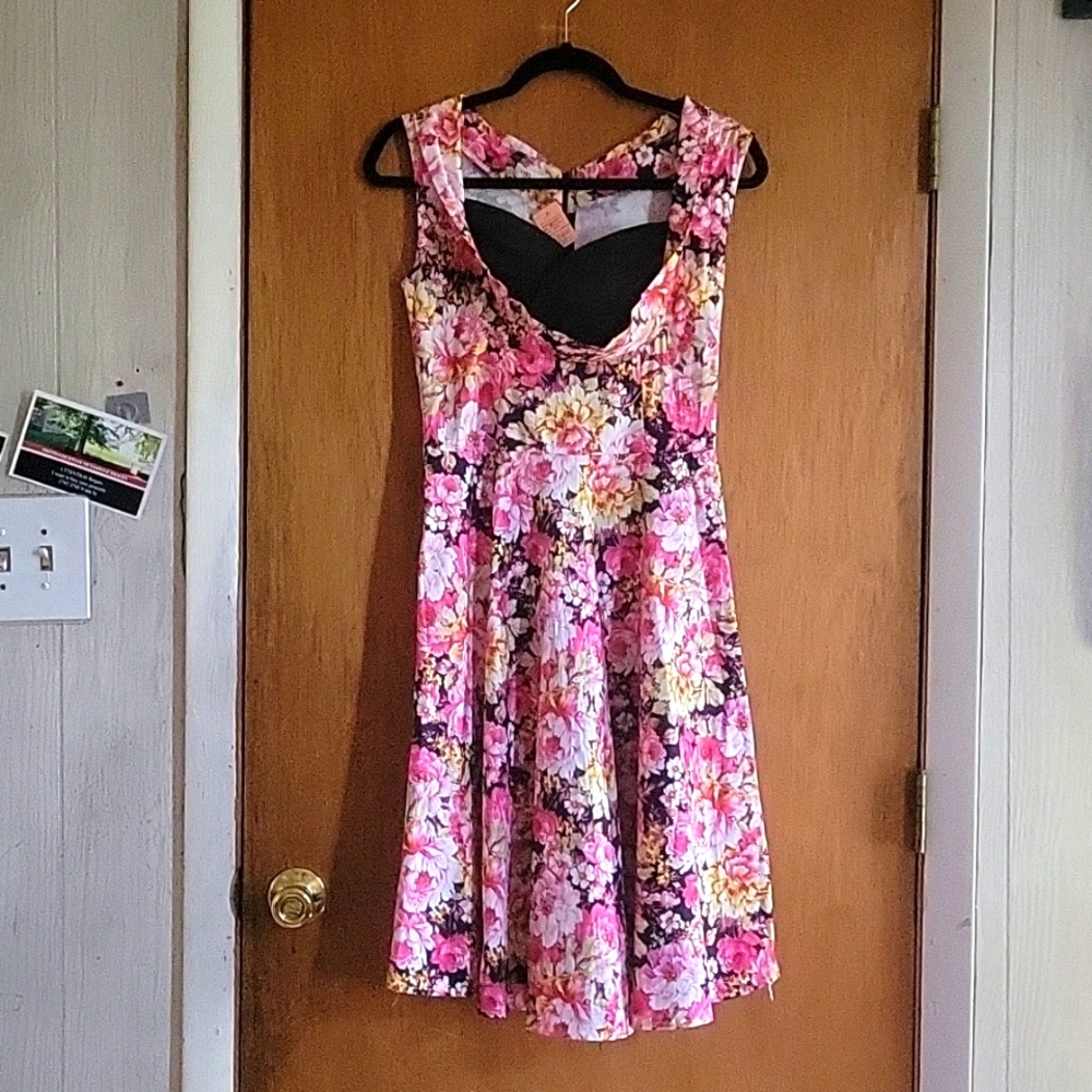 Dress by Yisinet